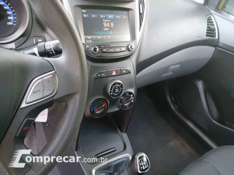 HB20S 1.6 COMFORT PLUS 16V FLEX 4P MANUAL