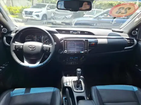 HILUX 2.8 D-4D TURBO DIESEL CD SRX LIMITED 4X4 AU