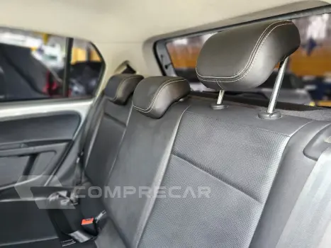 up! cross 1.0 TSI Total Flex 12V 5p