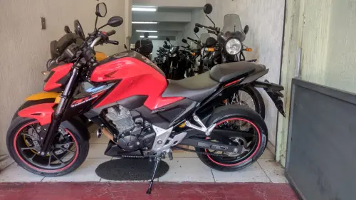 CB 300f Twister ABS