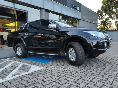 L200 TRITON 2.4 16V Turbo Sport HPE TOP CD 4X4