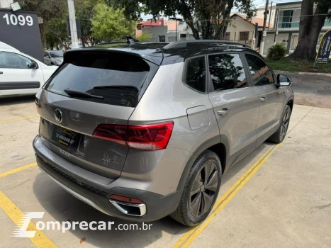 TAOS Highline 1.4 250 TSI Flex Aut.