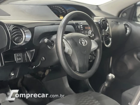 ETIOS 1.5 XS Sedan 16V