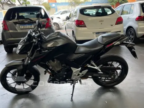 HONDA CB 300F TWISTER CBS - STREET