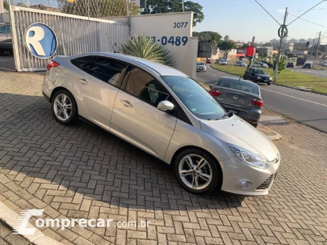 Focus 2.0 16V SE Plus Flex 5p Aut.