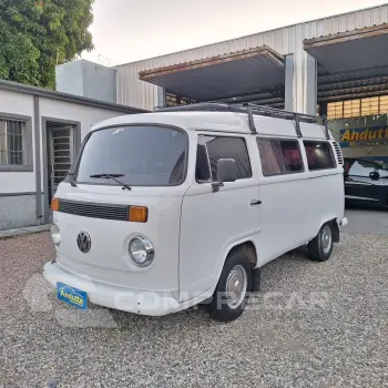 Volkswagen Kombi 1.6 STD 9 LUGARES 3 portas