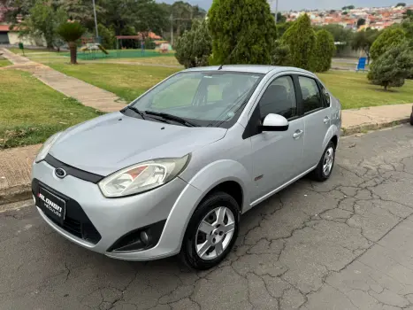 FORD Fiesta 1.6 Sedan Class 4 portas