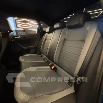 Nivus Highline 1.0 200 TSI Flex Aut.