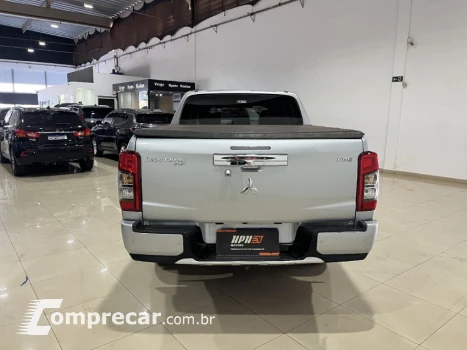 L200 TRITON 2.4 16V Turbo Sport HPE CD 4X4