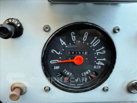 JEEP 2.6 6 Cilindros 12V