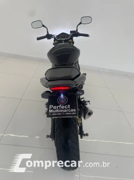CB 600F - HORNET