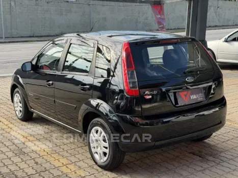 FIESTA HATCH - 1.6 ROCAM HATCH 8V 4P MANUAL