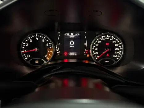 RENEGADE 1.8 16V Longitude