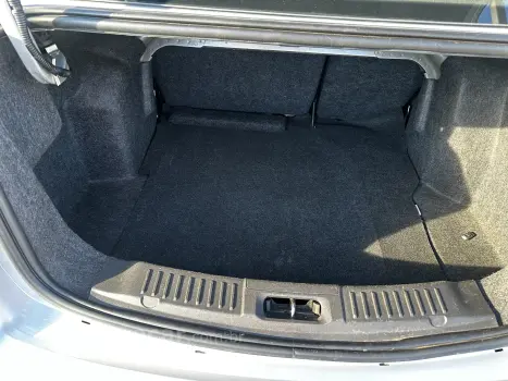 FIESTA 1.6 SE Plus Sedan 16V