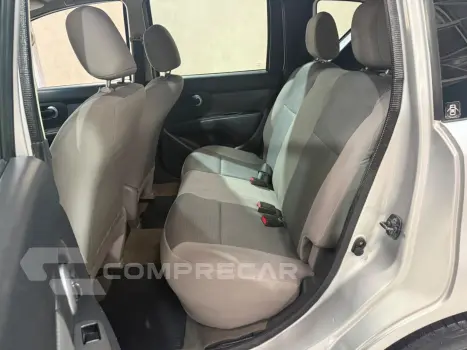 Livina 1.6 16V 4P FLEX