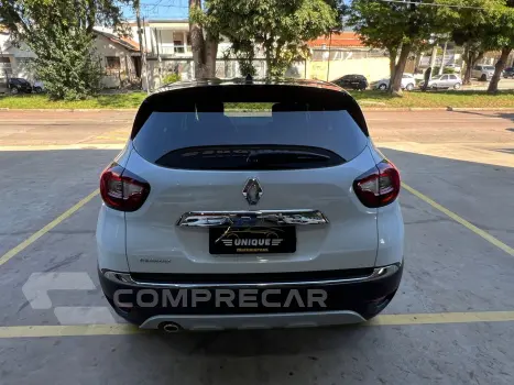 Captur 2.0 16V Hi-Flex Intense Automático