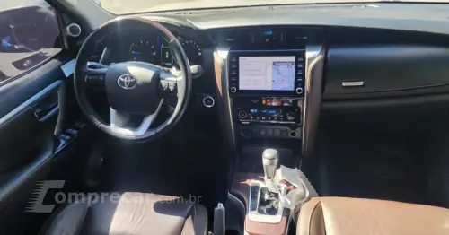 HILUX SW4 2.8 SRX 4X4 7 Lugares 16V Turbo Intercooler