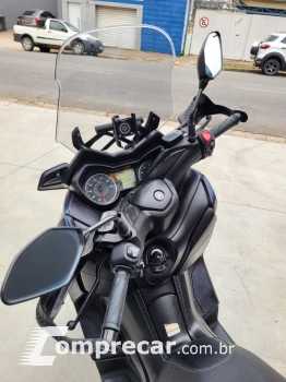 XMAX 250 ABS