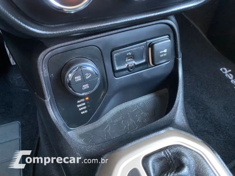 RENEGADE 2.0 16V Turbo Sport 4X4