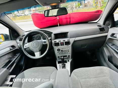 Vectra Sedan 2.0 4P FLEX ELEGANCE AUTOMÁTICO