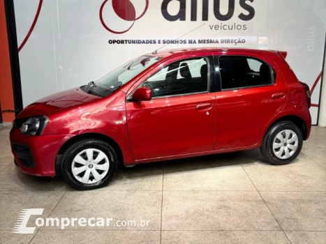 Toyota ETIOS HATCH - 1.3 XS 16V 4P MANUAL 4 portas