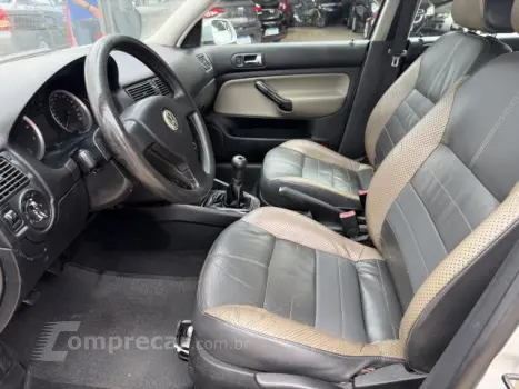 GOLF - 1.6 MI SPORTLINE 8V 4P MANUAL