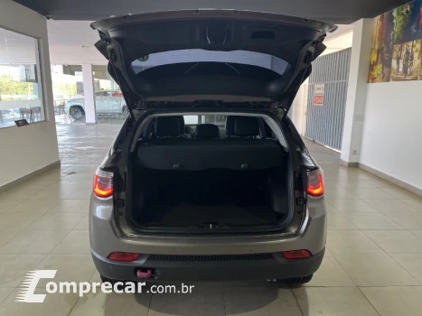 COMPASS 2.0 16V Trailhawk 4X4