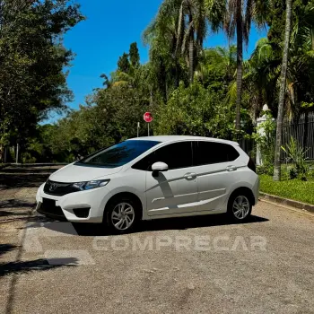Honda FIT 1.5 LX 16V 4 portas