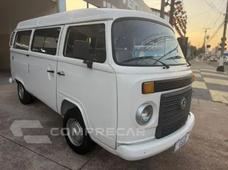 Volkswagen Kombi Standard 1.4 Mi Total Flex 8V 4 portas