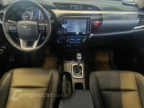 HILUX 2.8 D-4D TURBO CD SRX 4X4 AUTOMÁTICO