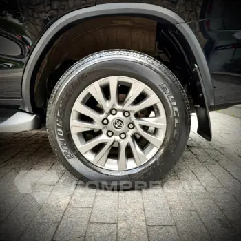 HILUX SW4 4.0 SRX 4X4 7 Lugares V6 24V