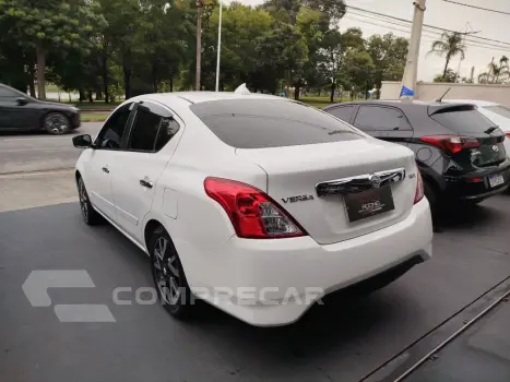 VERSA SL 1.6 16V Flex Fuel 4p Mec.