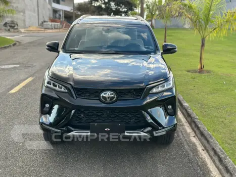 HILUX SW4 2.8 D-4D TURBO DIESEL DIAMOND 7L 4X4 AUTOMÁTICO