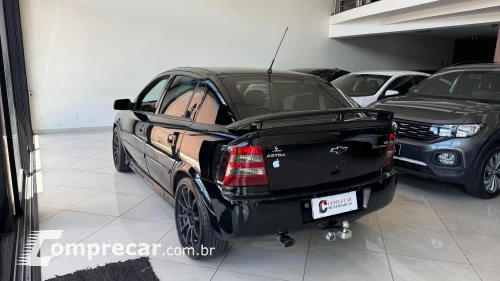 ASTRA 2.0 MPFI Elegance 8V