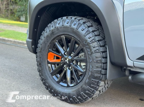 L200 TRITON 2.4 16V Turbo Sport Savana Sertôes CD 4X4