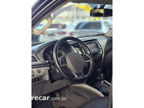 L200 TRITON 2.4 16V TURBO DIESEL SPORT HPE TOP CD 4P 4X4 AUT