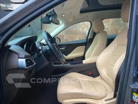 F-PACE 2.0 16V Turbo Prestige AWD