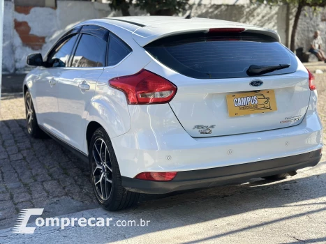FOCUS 2.0 Titanium Hatch 16V