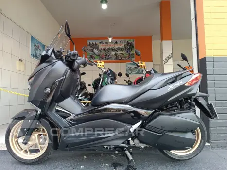 XMAX