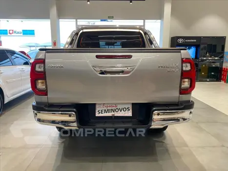 HILUX 2.8 D-4D TURBO DIESEL CD SRX 4X4 AUTOMÁTICO