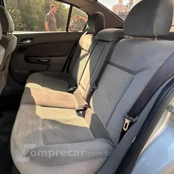 VECTRA SEDAN ELEGANCE