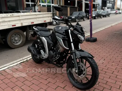 FZ25 FAZER