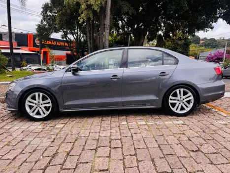JETTA Highline 2.0 TSI 16V 4p Tiptronic