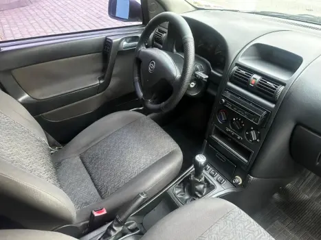 Astra Advantage 2.0 MPFI 8V FlexPower 5p