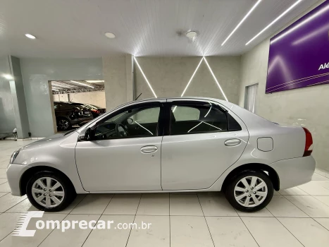 ETIOS 1.5 X Plus Sedan 16V