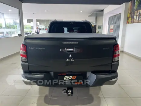 L200 TRITON 2.4 16V Turbo Outdoor Hpe-s CD 4X4