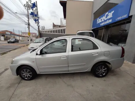 ETIOS X Sedan 1.5 Flex 16V 4p Mec.