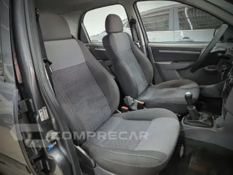 PRISMA 1.4 MPFI LT 8V FLEX 4P MANUAL