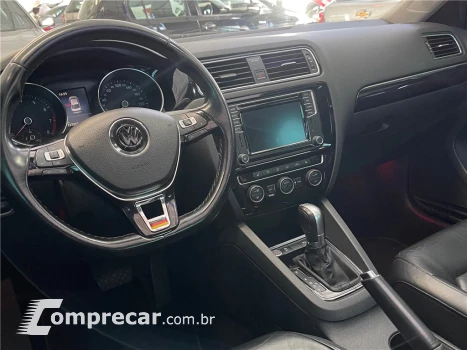 JETTA 2.0 TSI HIGHLINE 211CV GASOLINA 4P TIPTRONIC