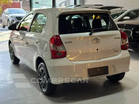 ETIOS 1.5 XS 16V FLEX 4P AUTOMATICO